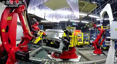 机器人应用在汽车生产5
